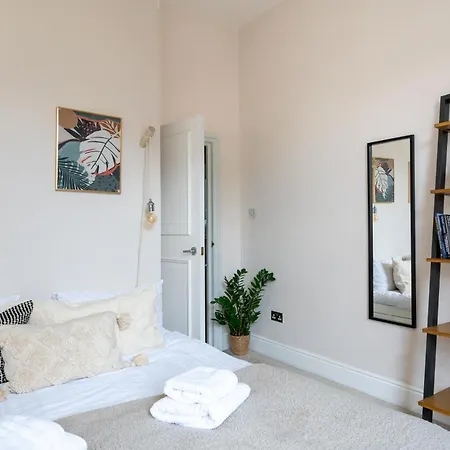 Prime Location Cardiff Pontcanna Modern 2 Bedroom Apartment With Privat Parking Экстерьер фото
